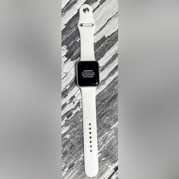Apple Watch - Series 2 - Comes with Original Box - Picture 3 of 9